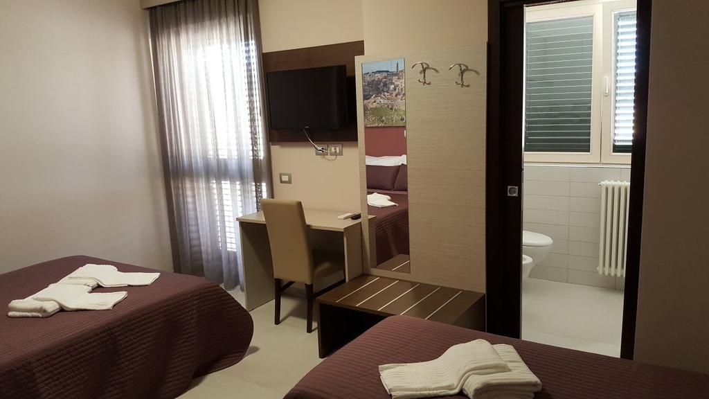 La Maison Matera Hotel Bagian luar foto